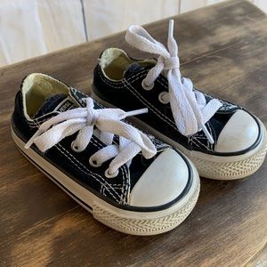 Infant/ Toddler Converse black and white size 4